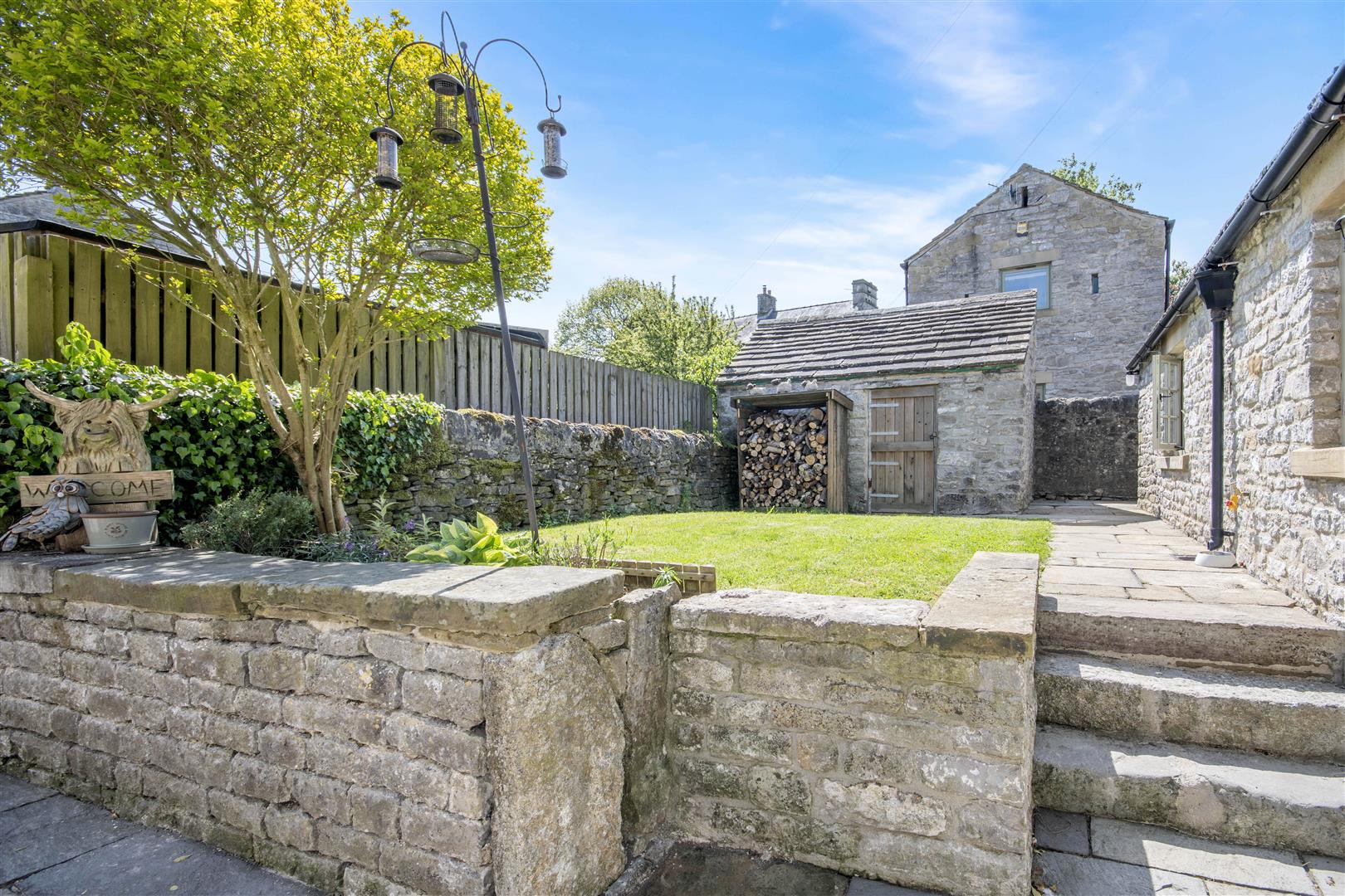Corner Cottage, Foolow, Eyam, Hope Valley, S32 5QR
