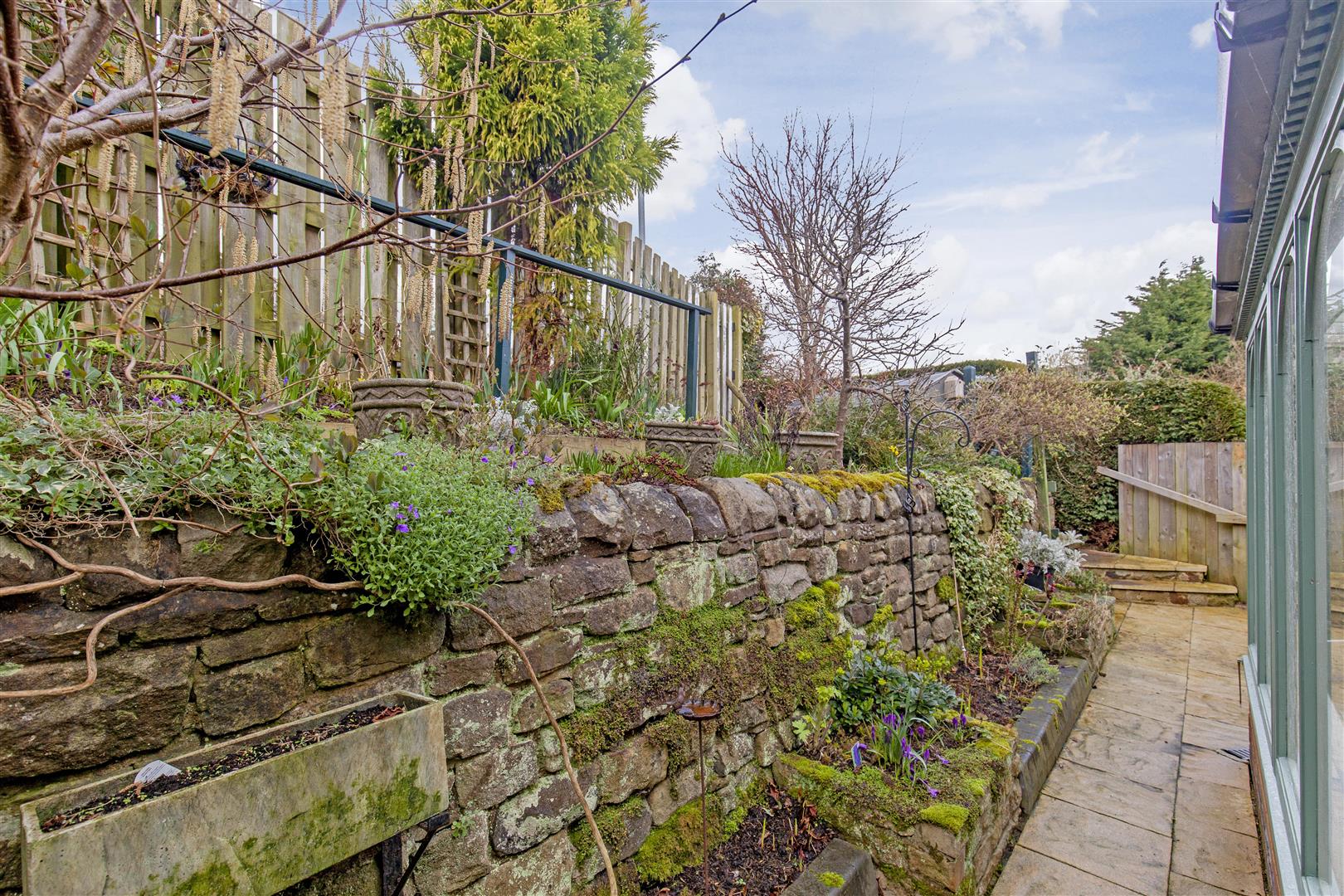 58, New Road, Holymoorside, Chesterfield, S42 7EN