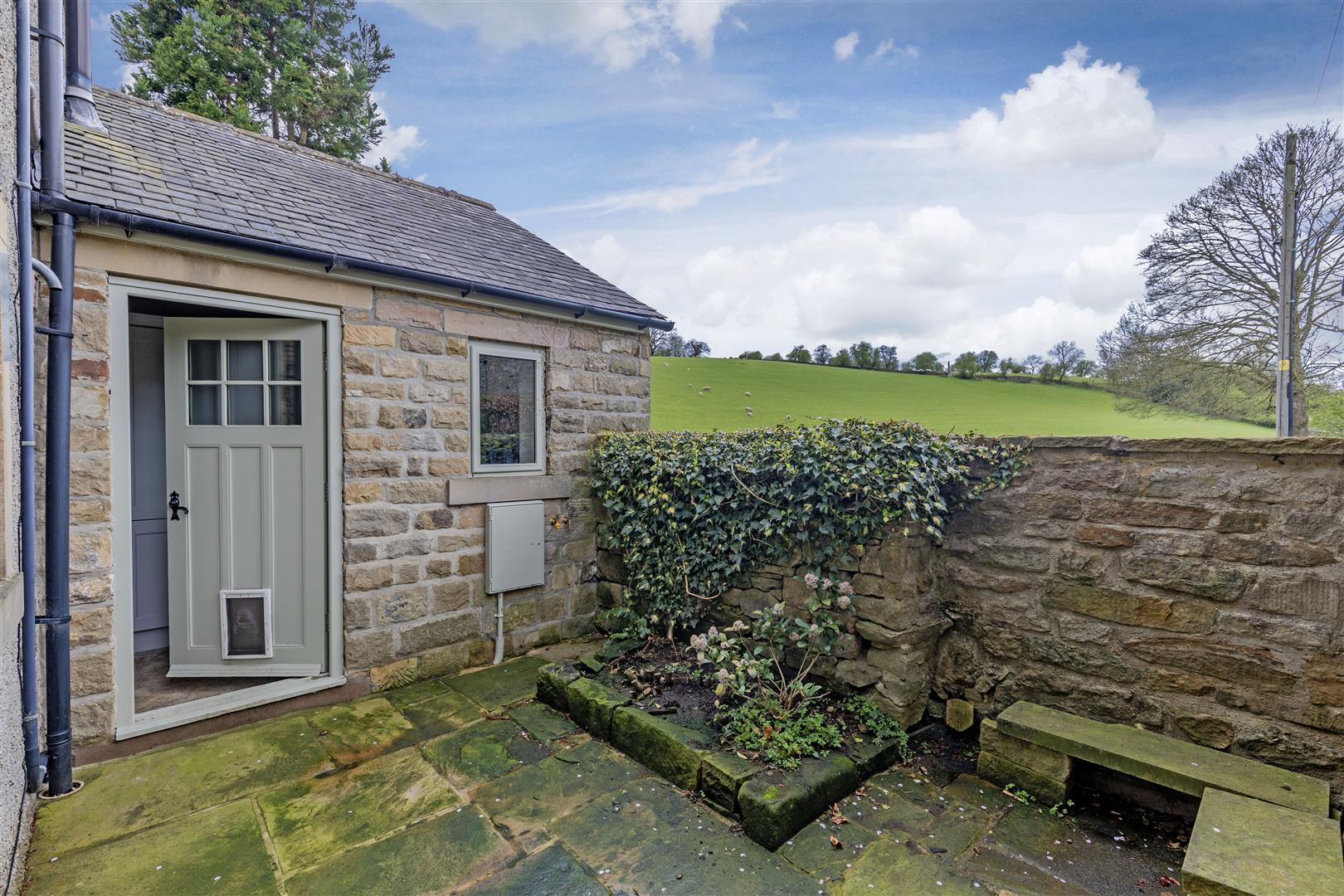 Bank View, Calver Bridge, Calver, Hope Valley, S32 3XA