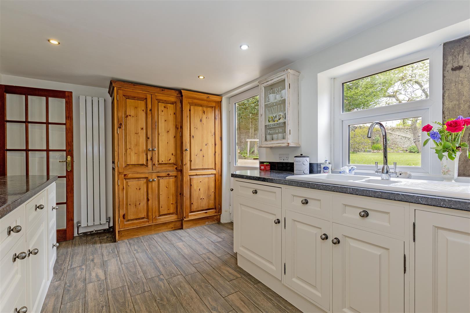 High Peak House, Towngate, Bradwell, Hope Valley, S33 9JX