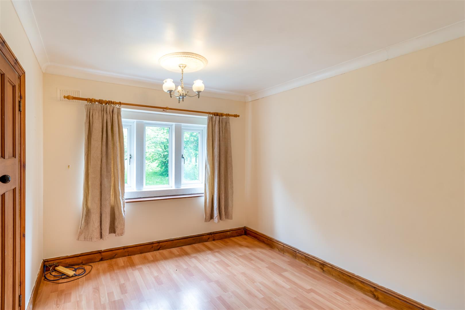 3, Steward Gate, Bamford, Hope Valley, S33 0BP