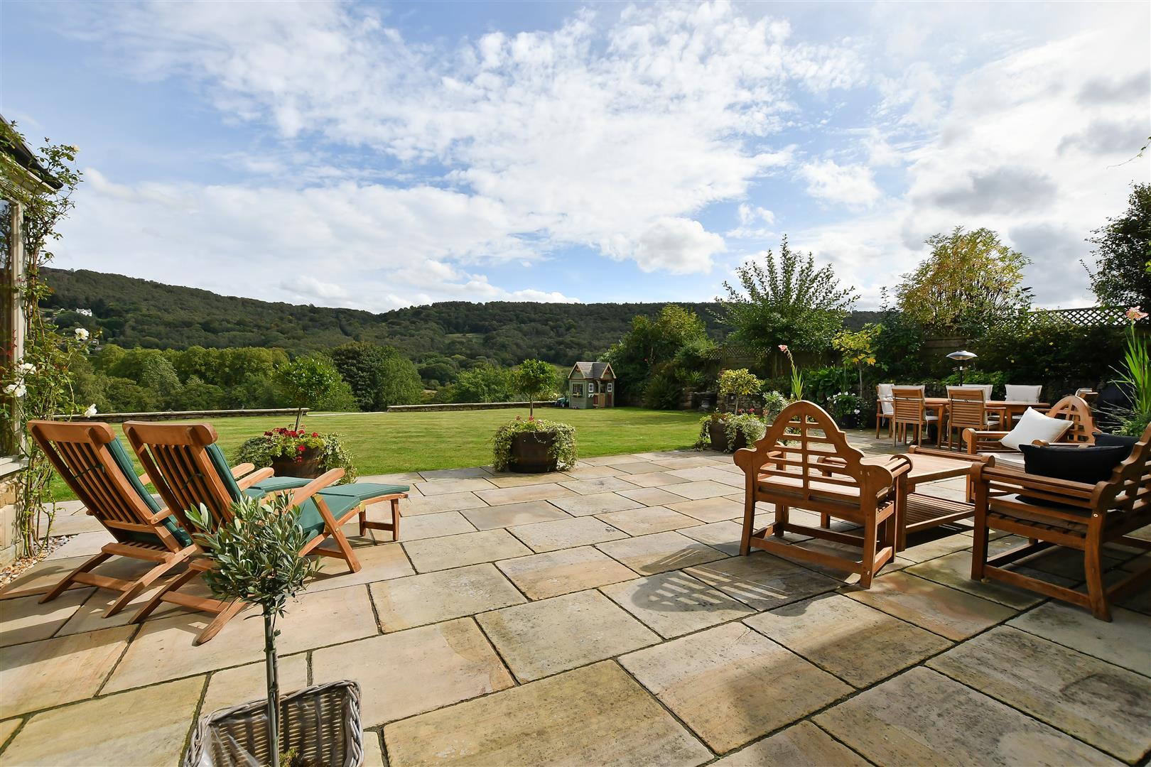 Fold Cottage, Hathersage Road, Grindleford, Hope Valley, S32 2JH