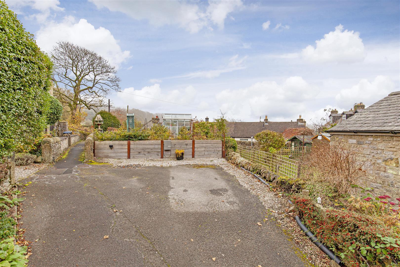 2 Highfield View, Townhead, Eyam, Hope Valley, S32 5RE
