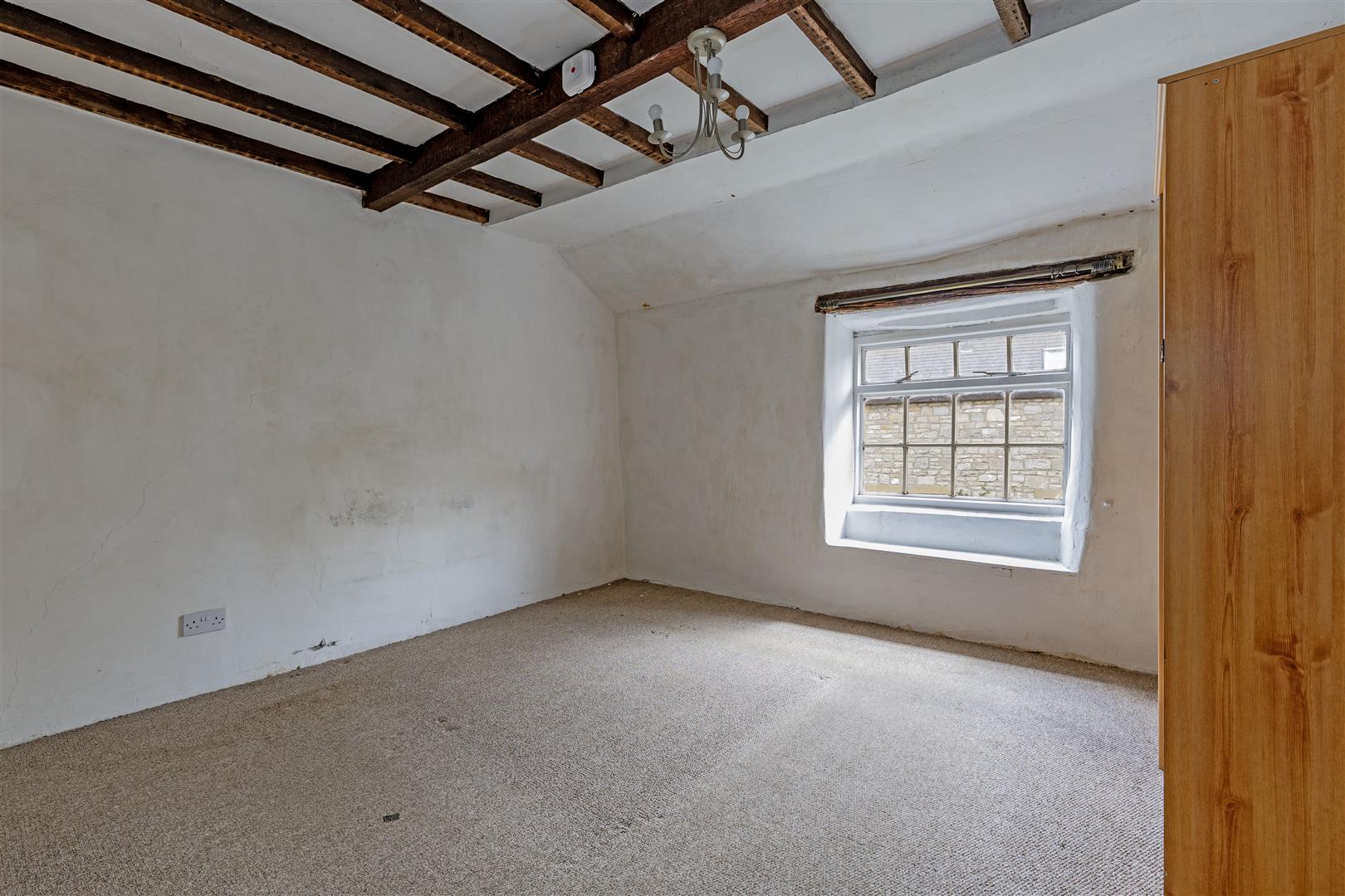 Eades End, Mill Bridge, Castleton, Hope Valley, S33 8WR