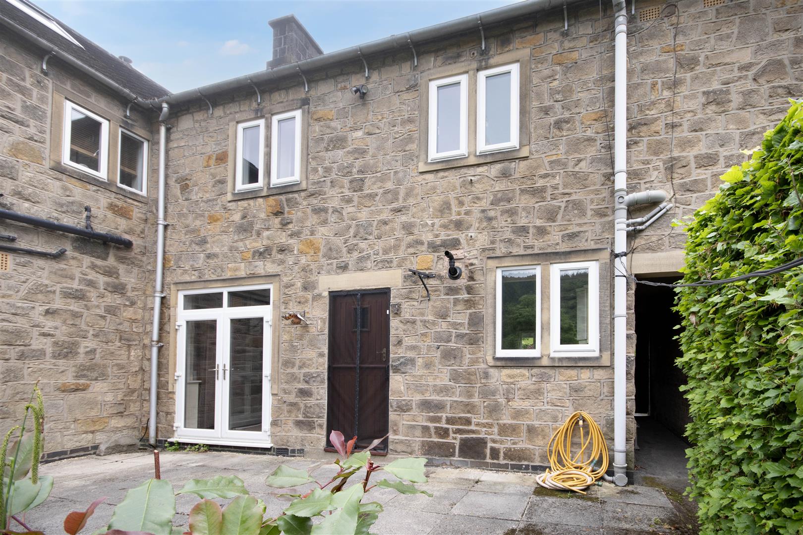 3, Steward Gate, Bamford, Hope Valley, S33 0BP