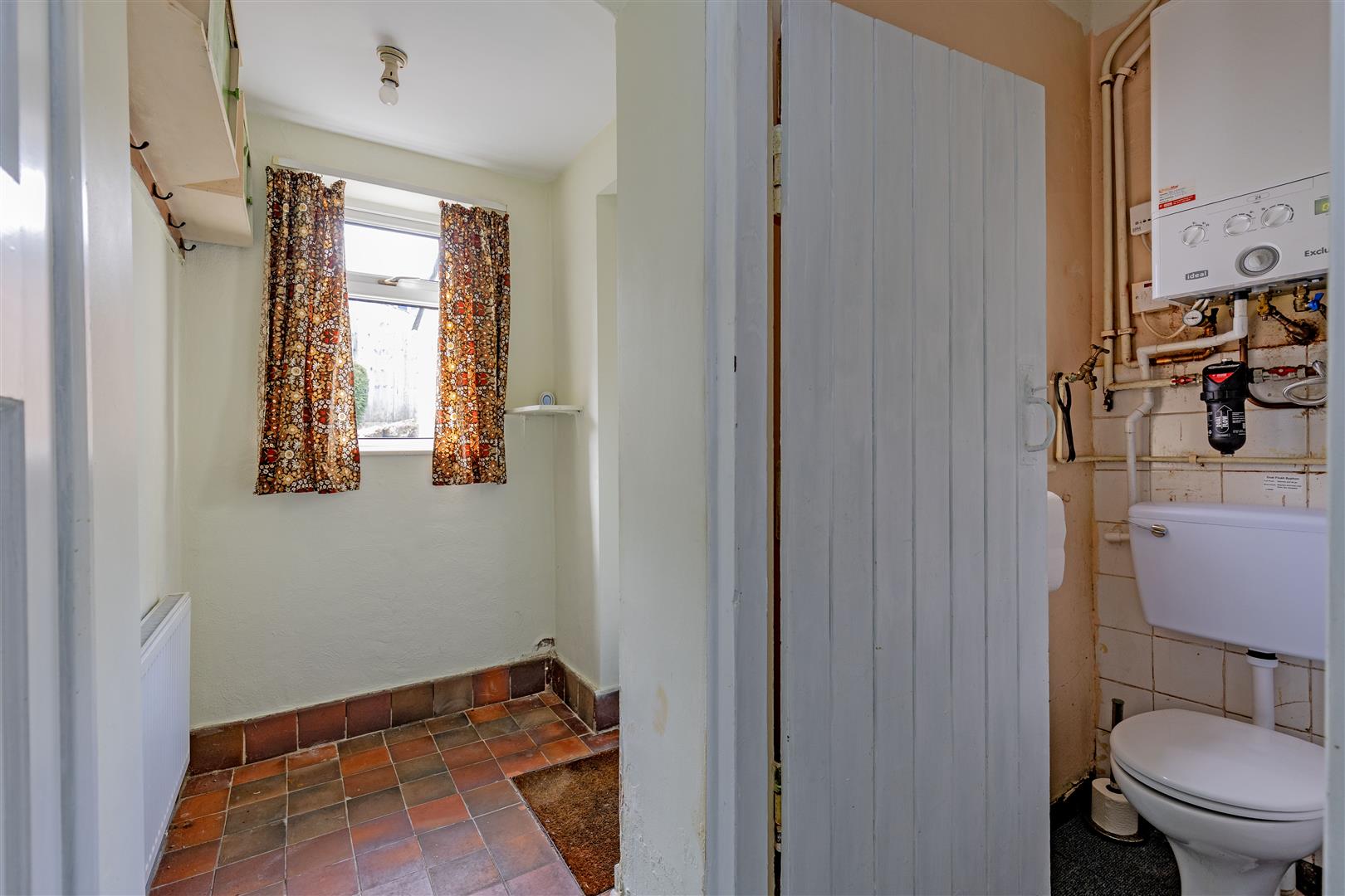 2, Denman Crescent, Stoney Middleton, Hope Valley, S32 4TG
