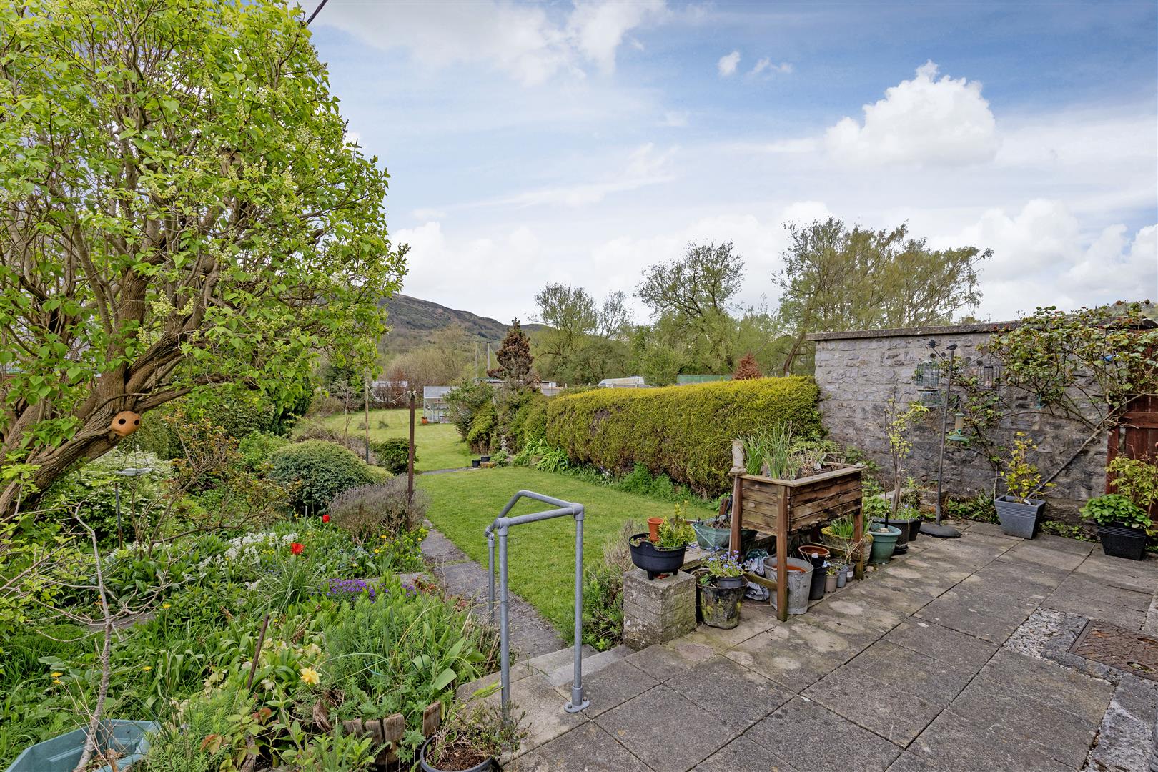 24, The Crescent, Bradwell, Hope Valley, S33 9HL