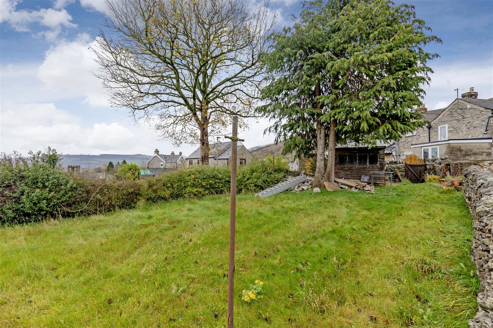 Rock Cottage, The Hills, Bradwell, Hope Valley, S33 9HZ