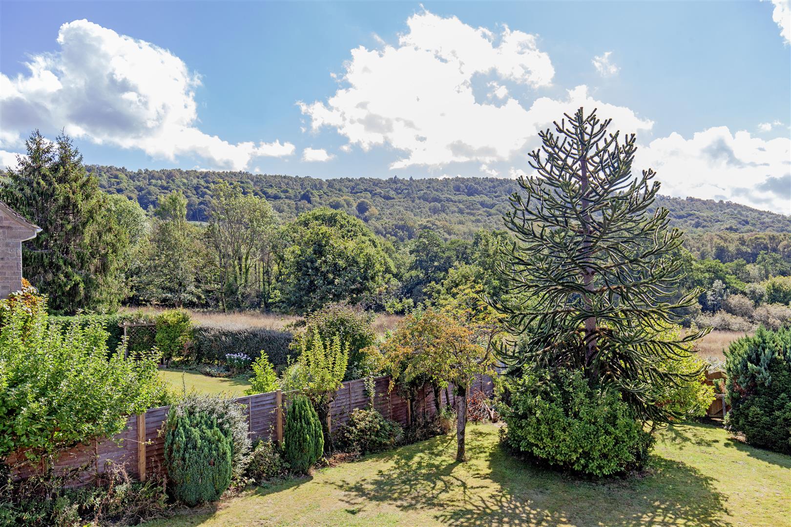 Strebor House, 4 St. Helens Croft, Grindleford, Hope Valley, S32 2JG