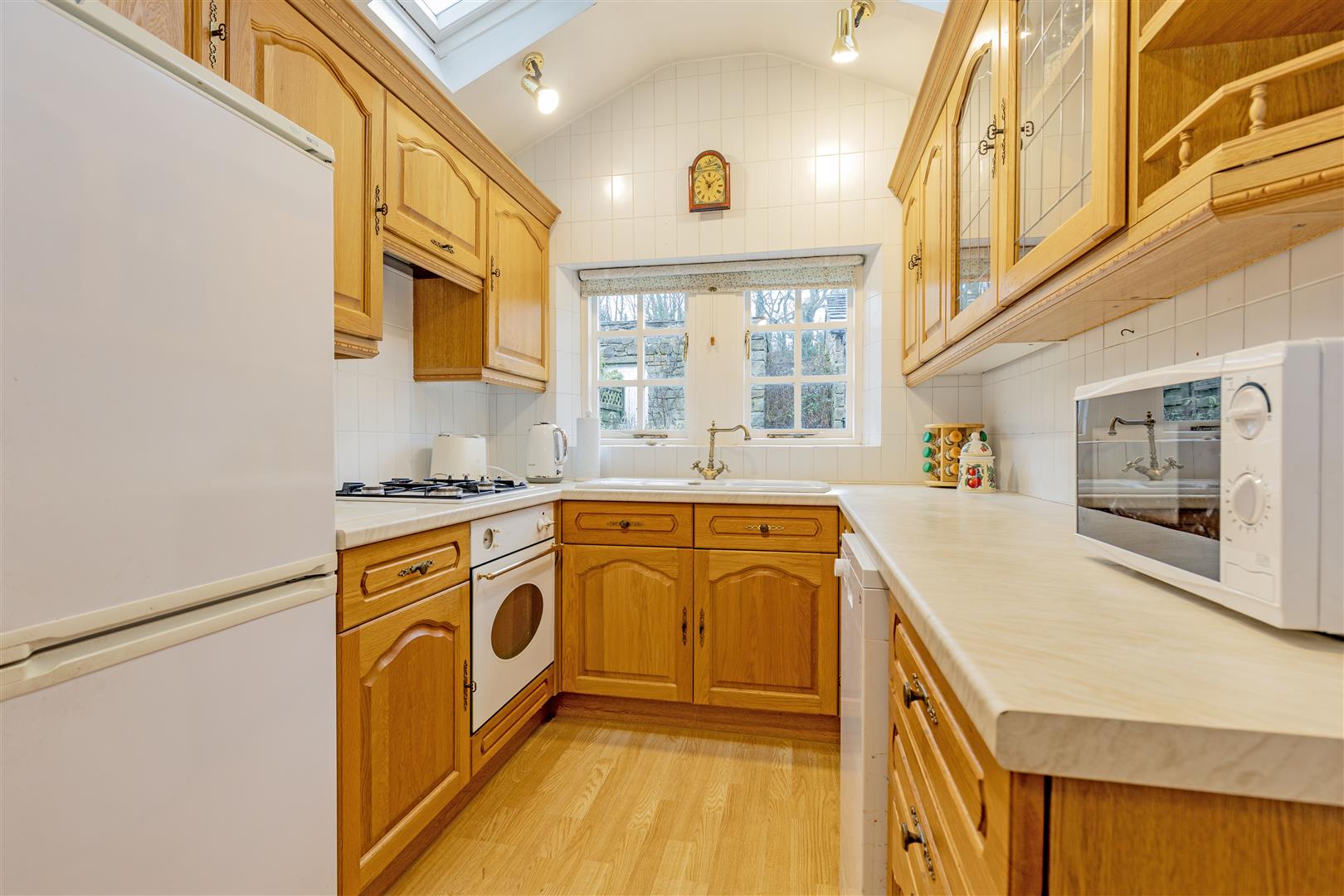 2 Millstone Cottages, The Dale, Hathersage, Hope Valley, S32 1AQ