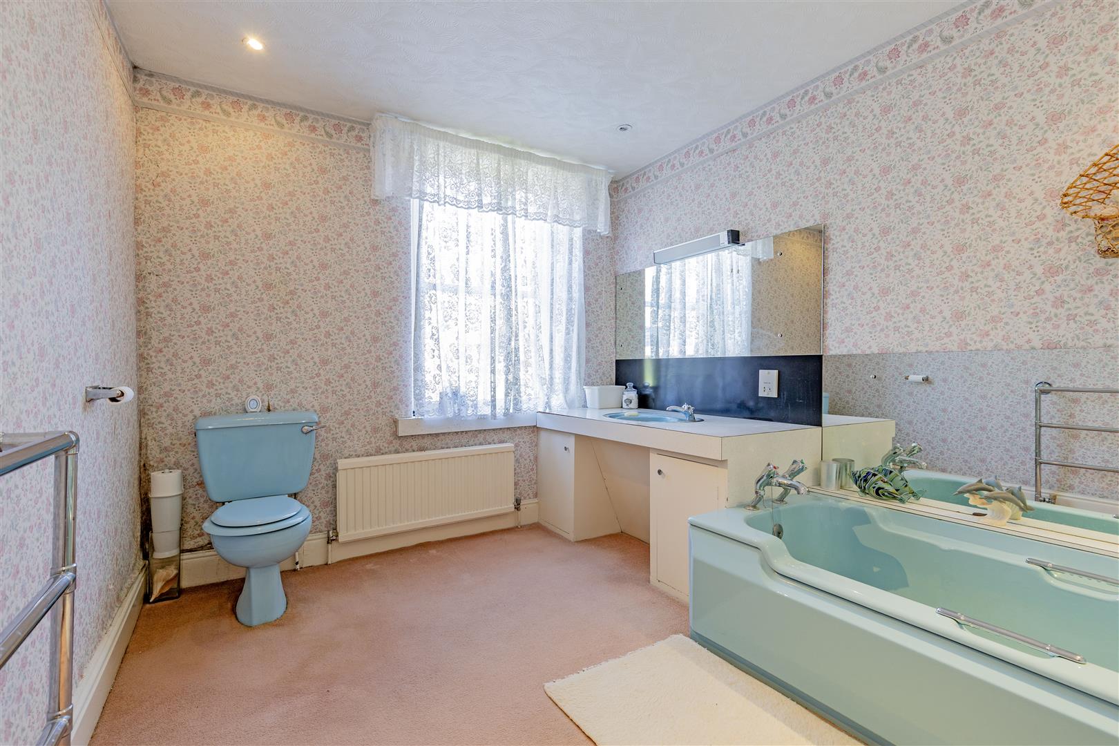 Knoll House, Joan Lane, Bamford, Hope Valley, S33 0AW