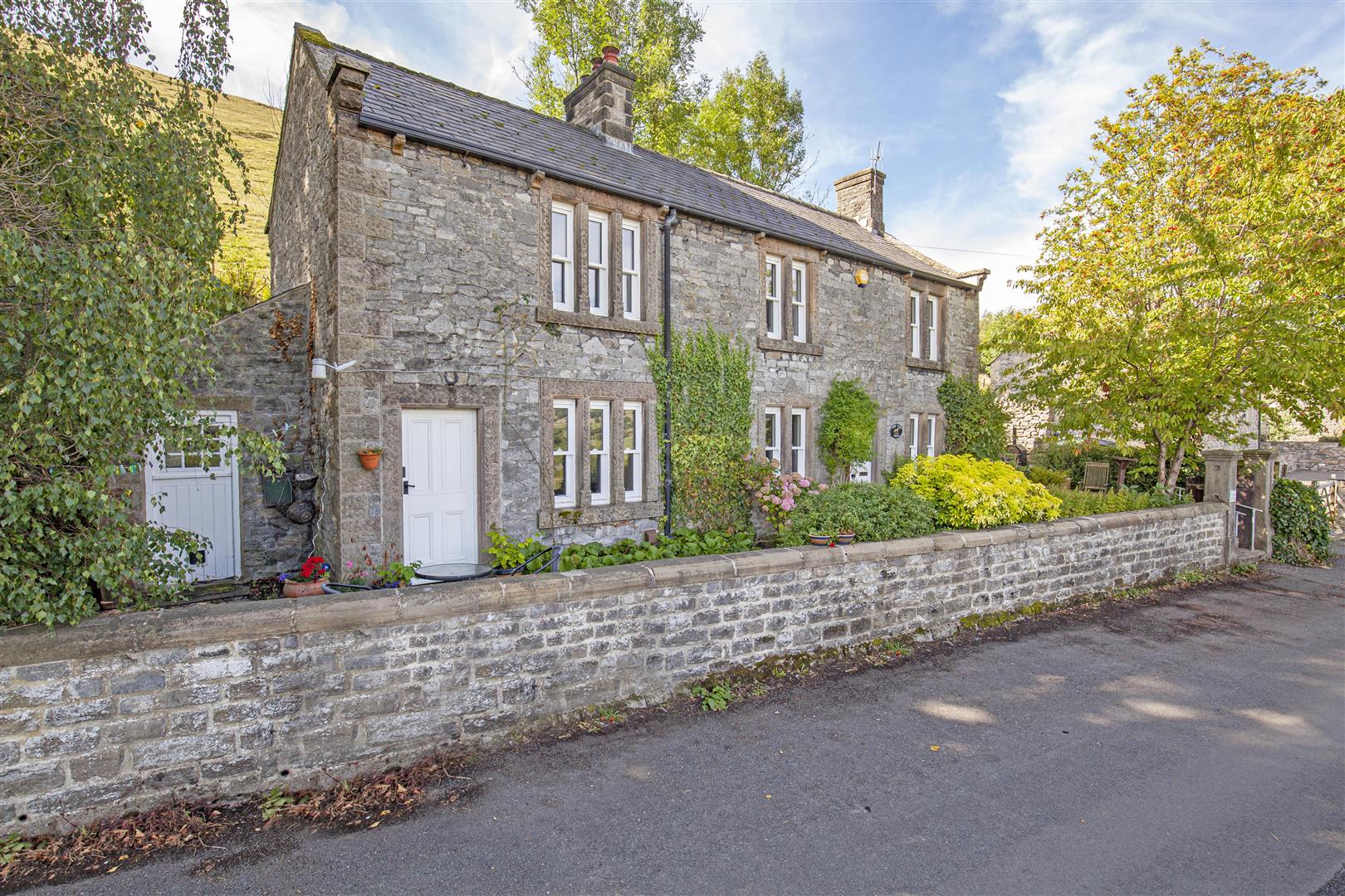 Hope View House, Pindale Road, Castleton, Hope Valley, S33 8WU