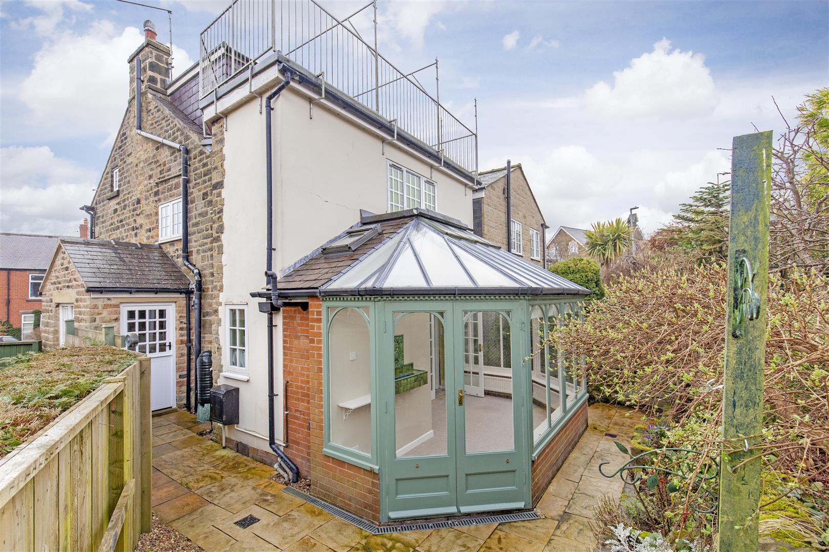 58, New Road, Holymoorside, Chesterfield, S42 7EN