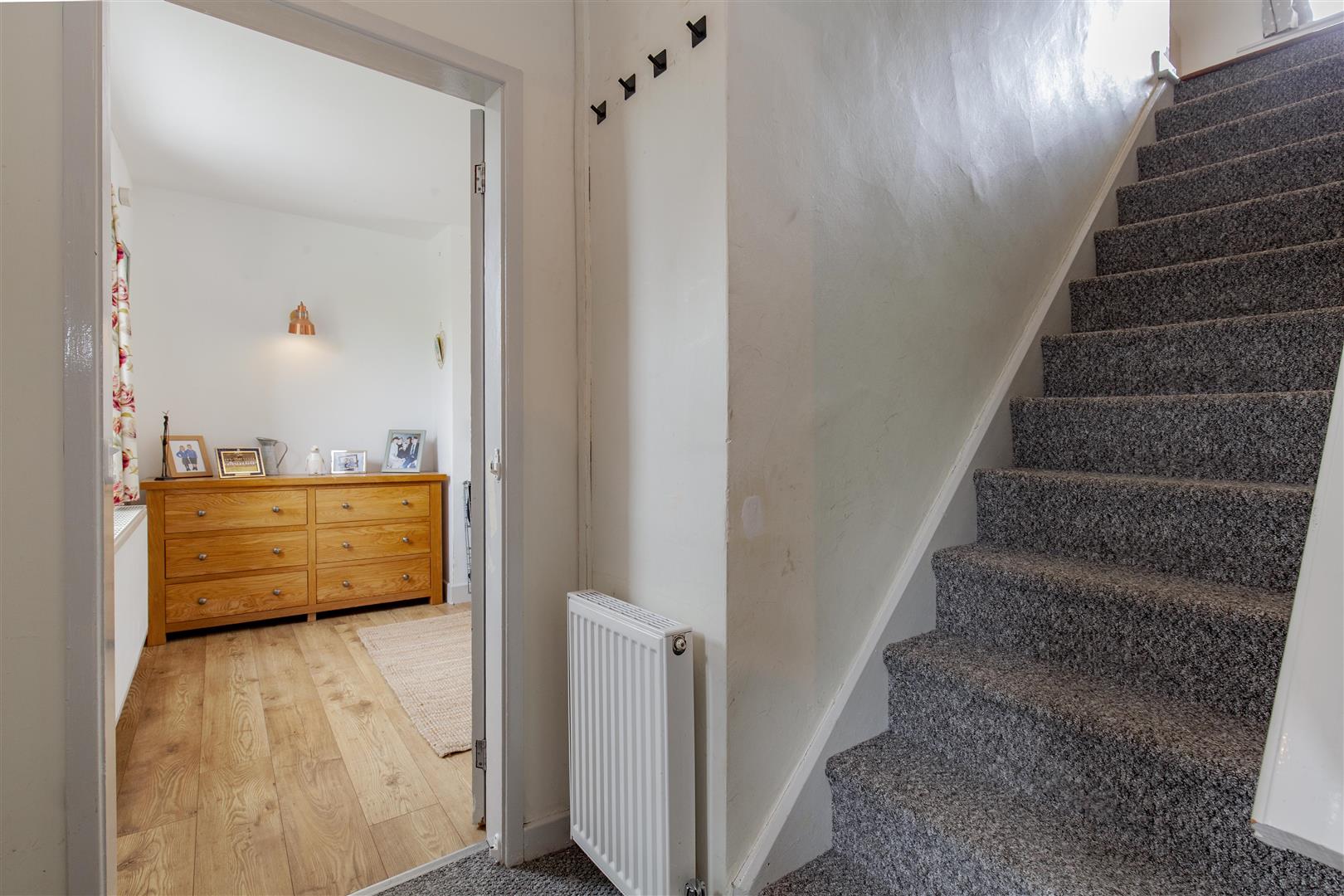 10, Greenhead Park, Bamford, Hope Valley, S33 0AS