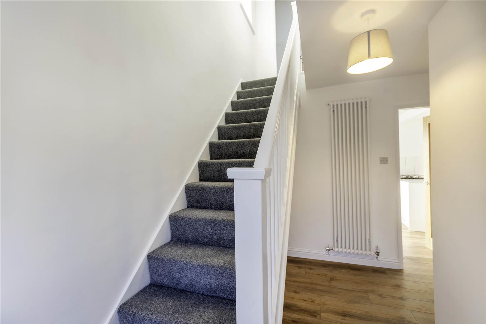 1, Cornmill Close, Calver, Hope Valley, S32 3XZ