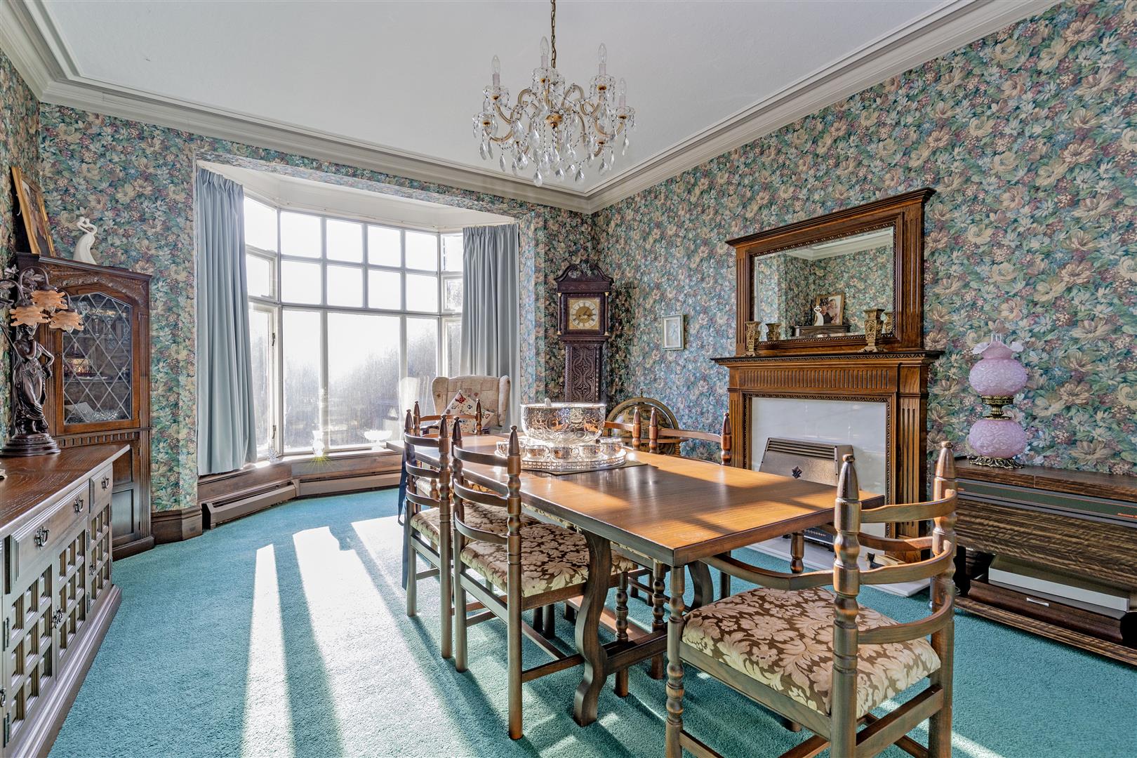 Knoll House, Joan Lane, Bamford, Hope Valley, S33 0AW
