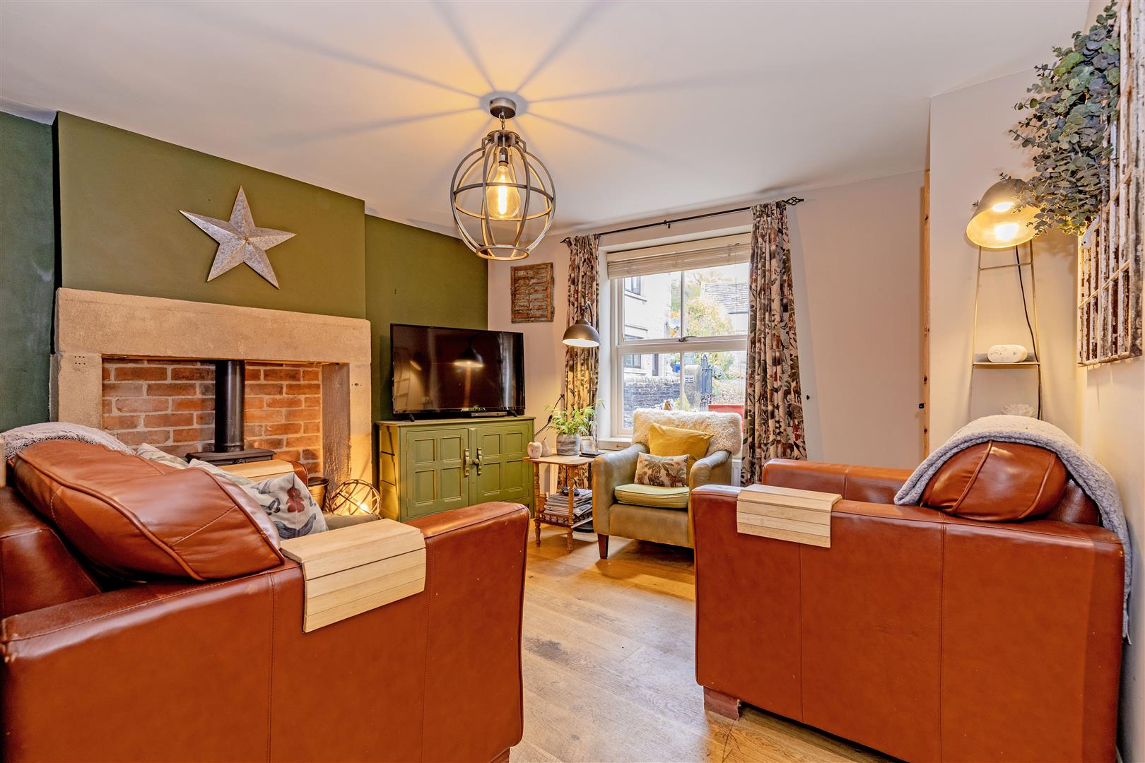 4 Carr Cottages, Townhead, Eyam, Hope Valley, S32 5RE