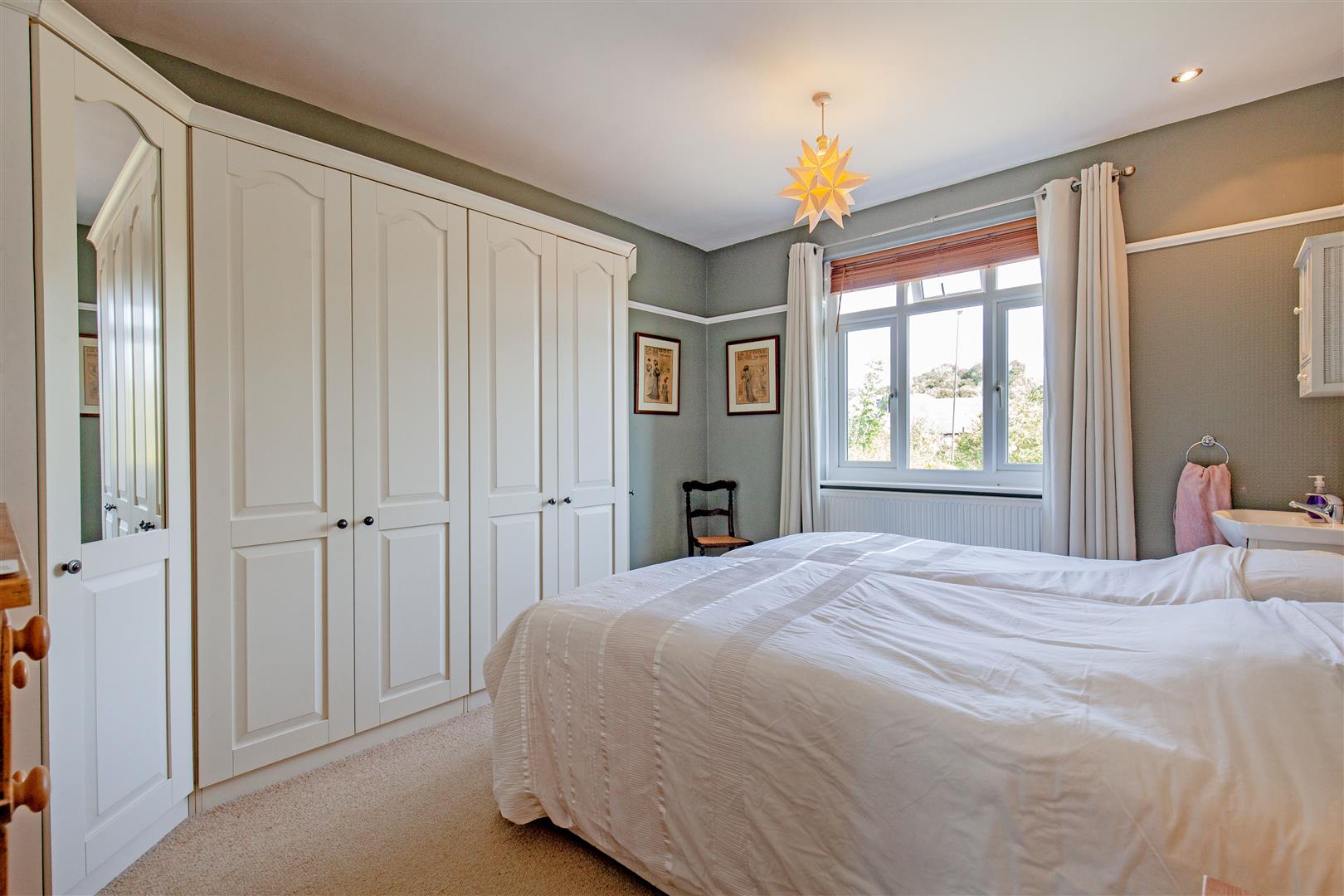Montrose, Ashford Road, Bakewell, DE45 1GL