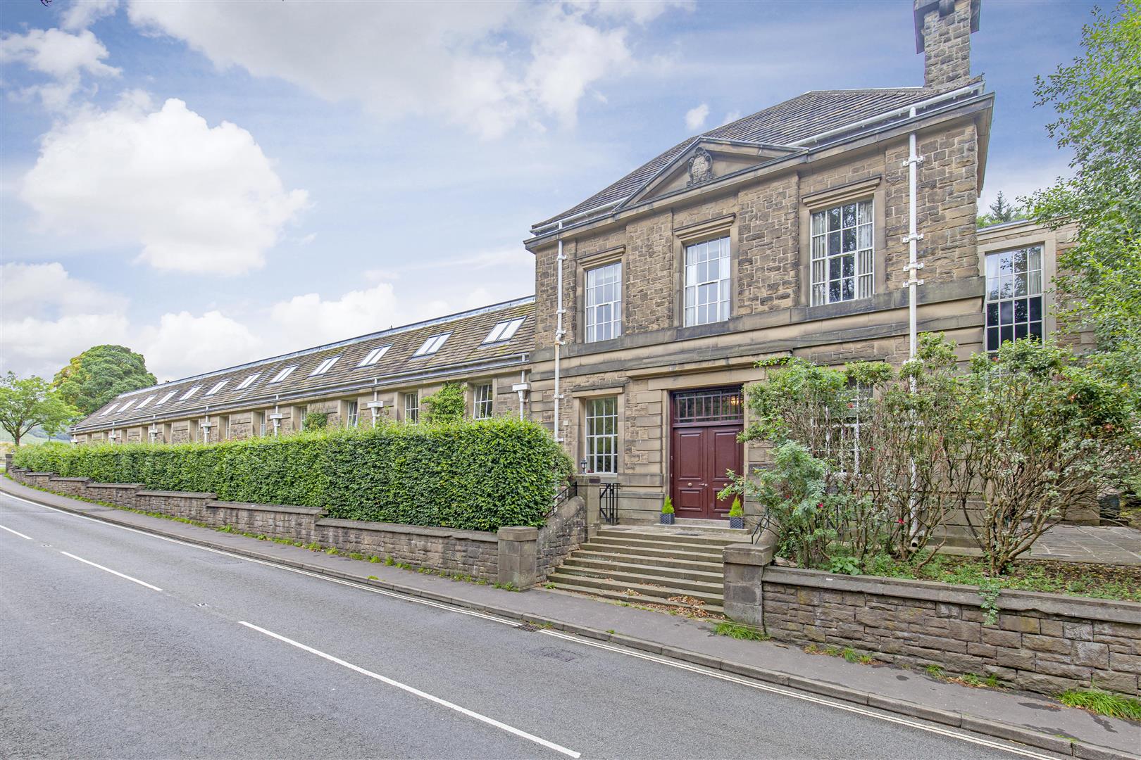 28 Ladybower Lodge, Ashopton Road, Bamford, Hope Valley, S33 0BY