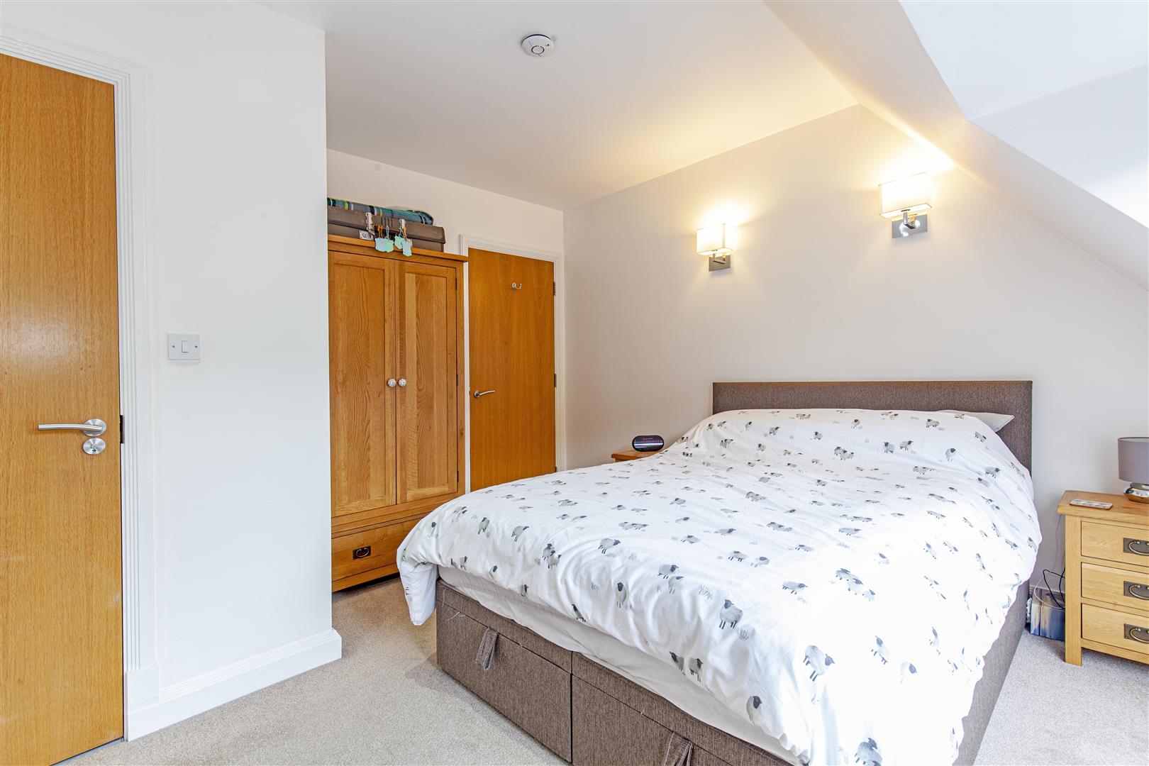 28 Ladybower Lodge, Ashopton Road, Bamford, Hope Valley, S33 0BY