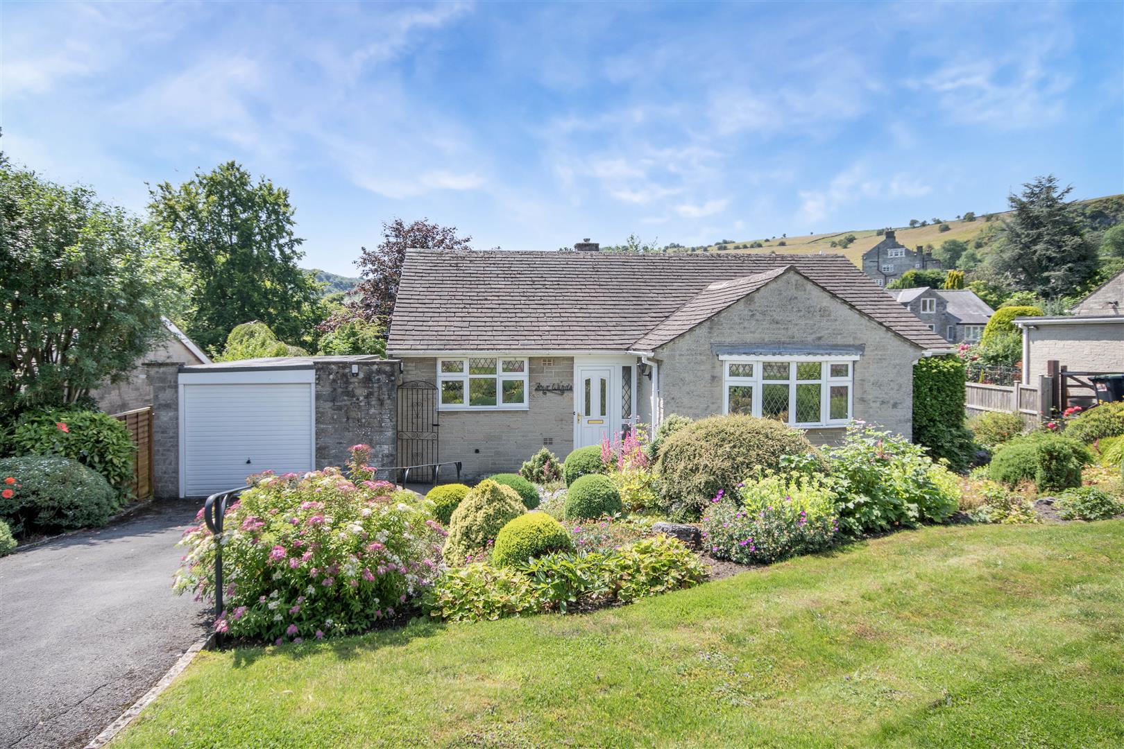 Four Winds, 40, Smithy Knoll Road, Calver, Hope Valley, S32 3XW