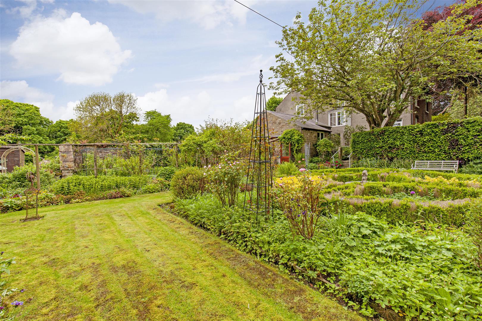 The Brick House, Church Street, Eyam, Hope Valley, S32 5QH