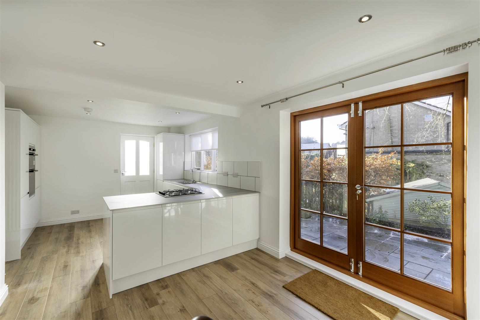 1, Cornmill Close, Calver, Hope Valley, S32 3XZ