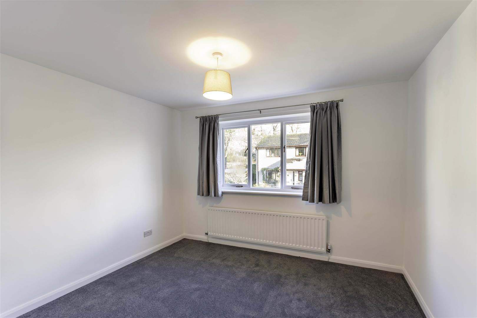 1, Cornmill Close, Calver, Hope Valley, S32 3XZ