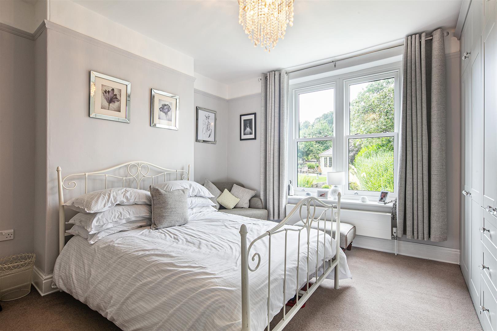 3, Park Edge, Hathersage, Hope Valley, S32 1BS