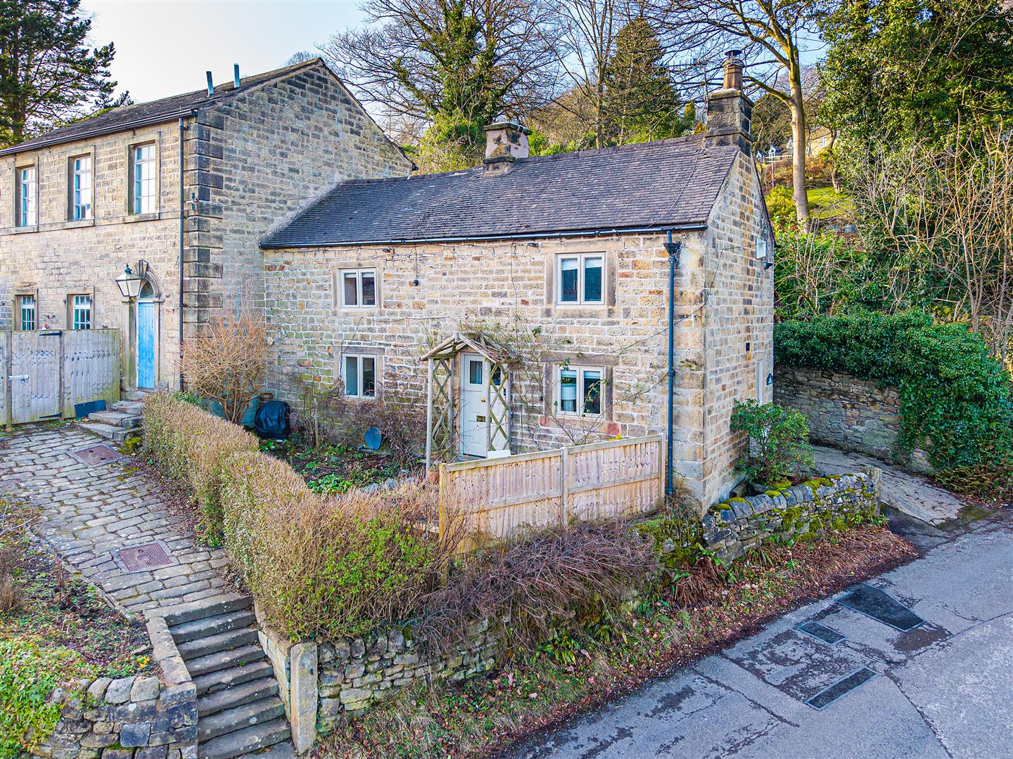 Rose Cottage, The Green, Grindleford, Hope Valley, S32 2HH