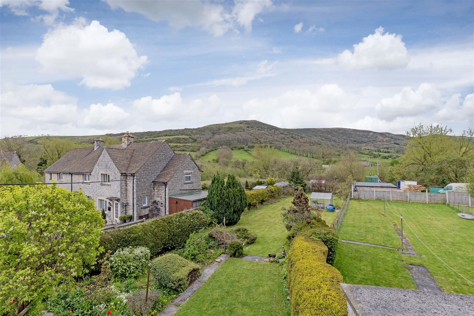 24, The Crescent, Bradwell, Hope Valley, S33 9HL