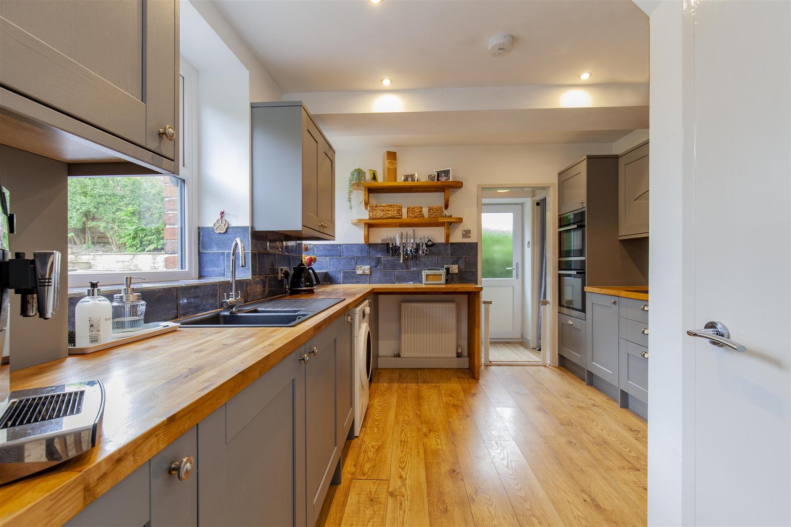 10, Greenhead Park, Bamford, Hope Valley, S33 0AS