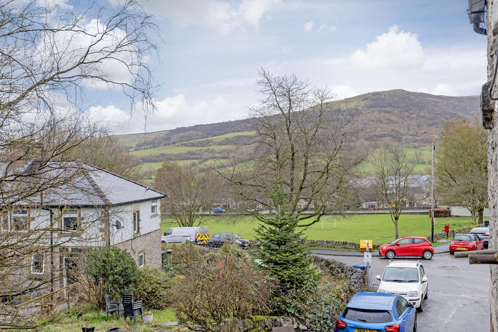 Atlanta House, Micklow Lane, Bradwell, Hope Valley, S33 9JH