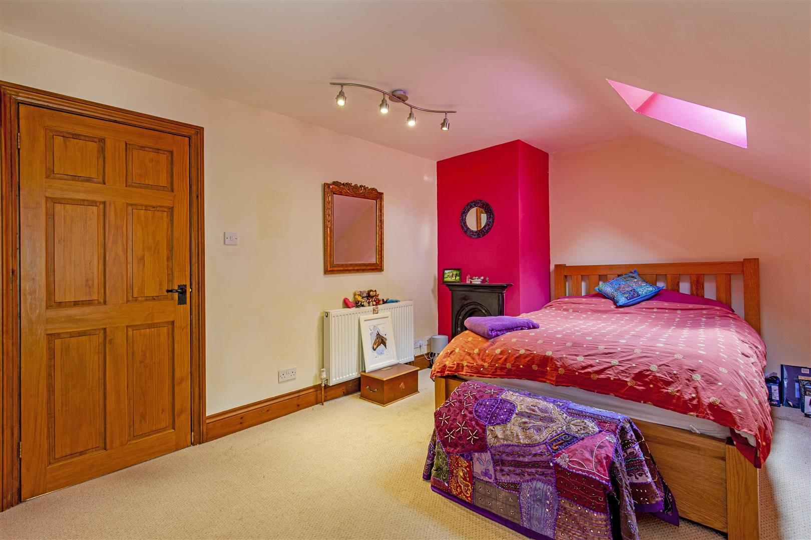 Rock View Cottage, The Dale, Stoney Middleton, Hope Valley, S32 4TF