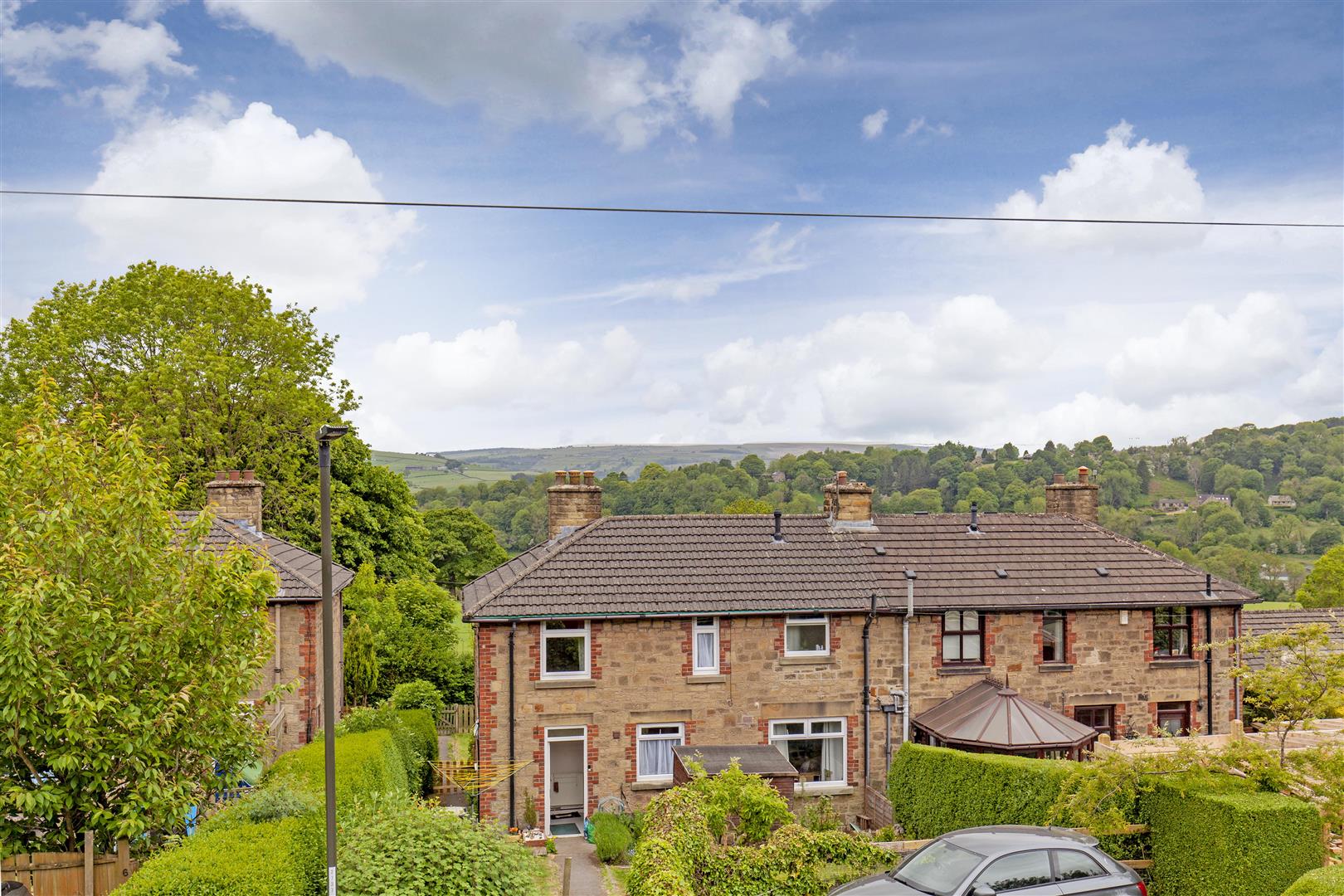 10, Greenhead Park, Bamford, Hope Valley, S33 0AS