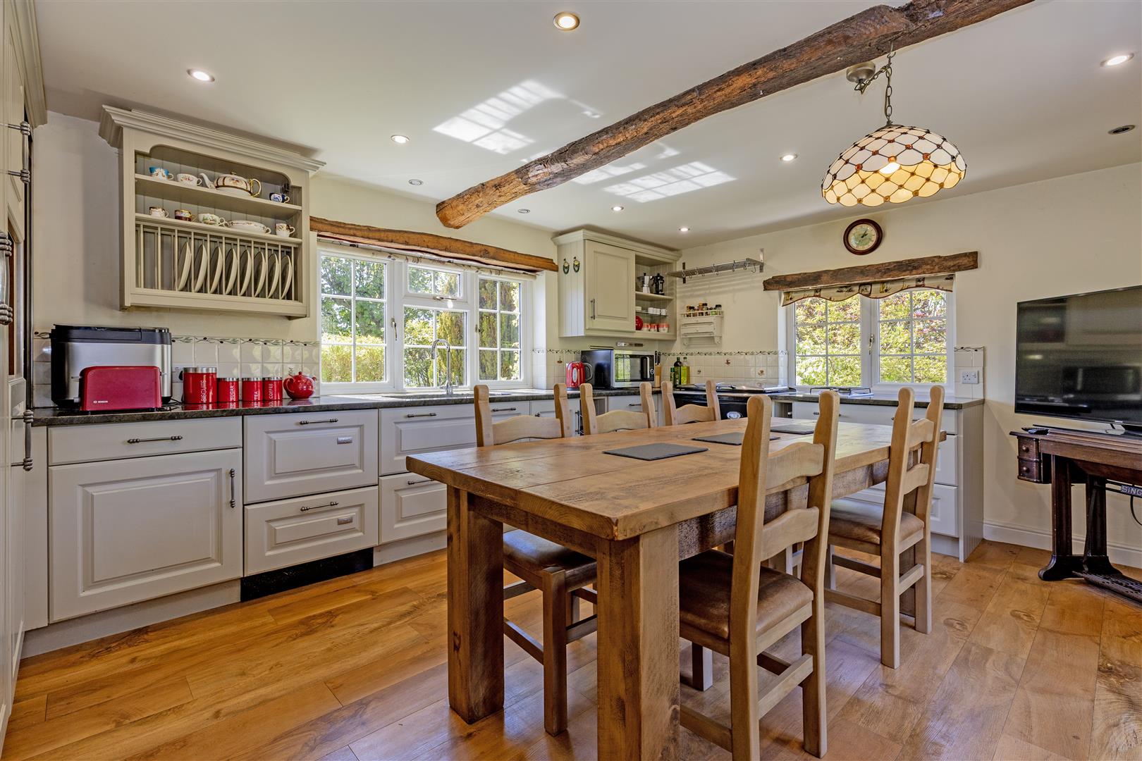Warren Cottage, The Green, Curbar, Hope Valley, S32 3YH