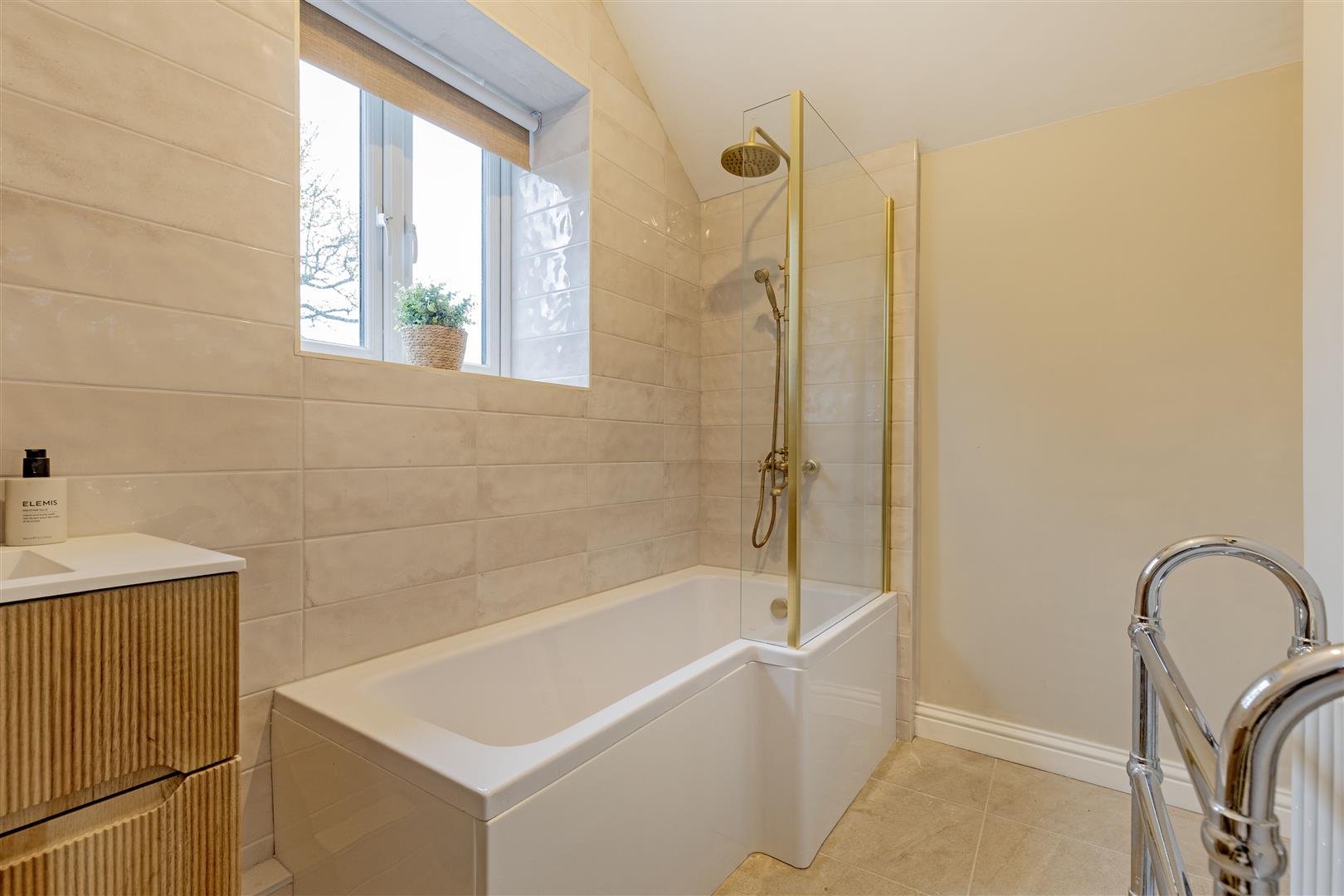 Rock Cottage, The Hills, Bradwell, Hope Valley, S33 9HZ