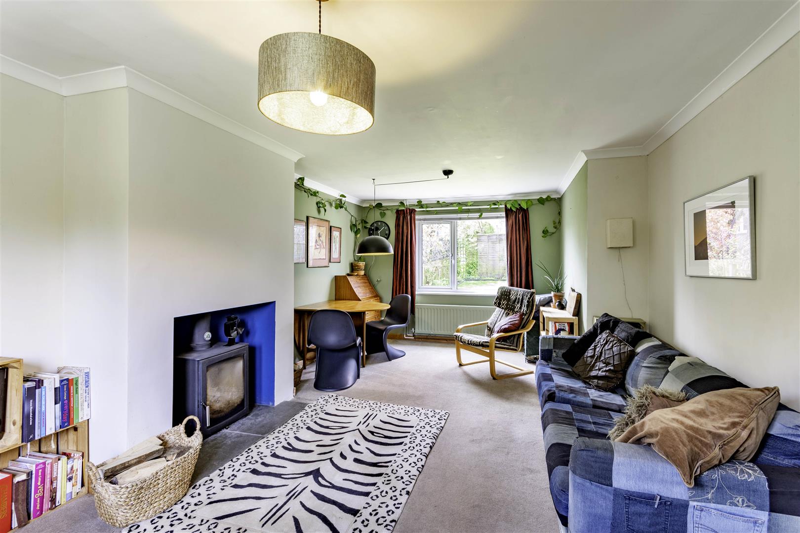 27, New Close, Eyam, Hope Valley, S32 5QX