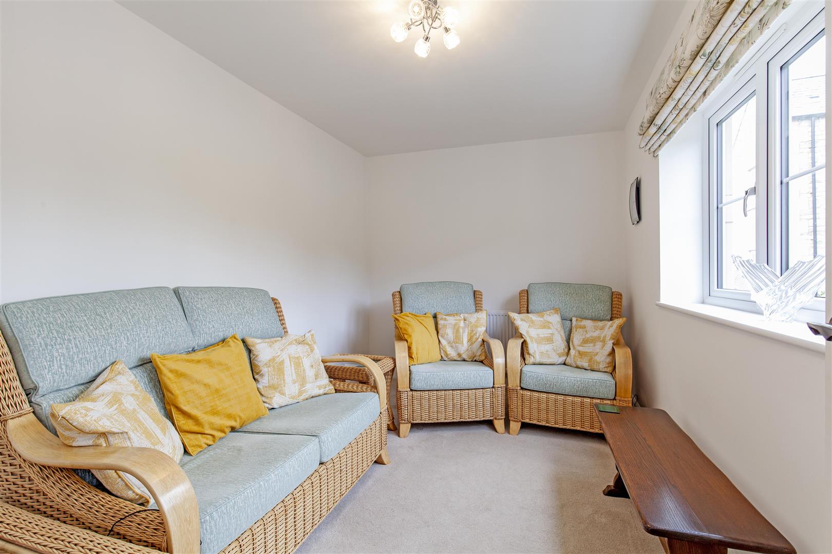 17, Swift Close, Bradwell, Hope Valley, S33 9AE