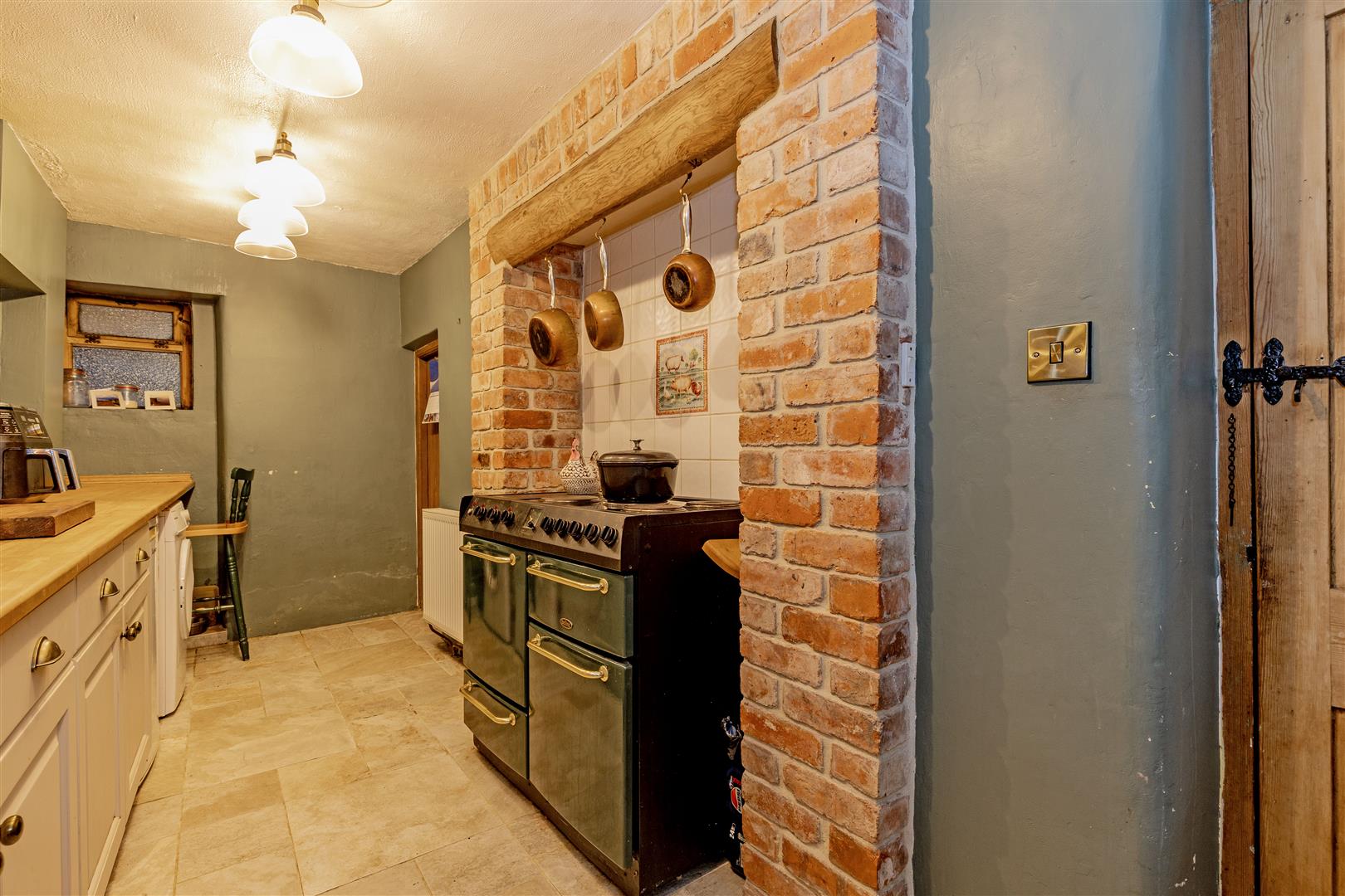 2, Town Bottom, Bradwell, Hope Valley, S33 9JU