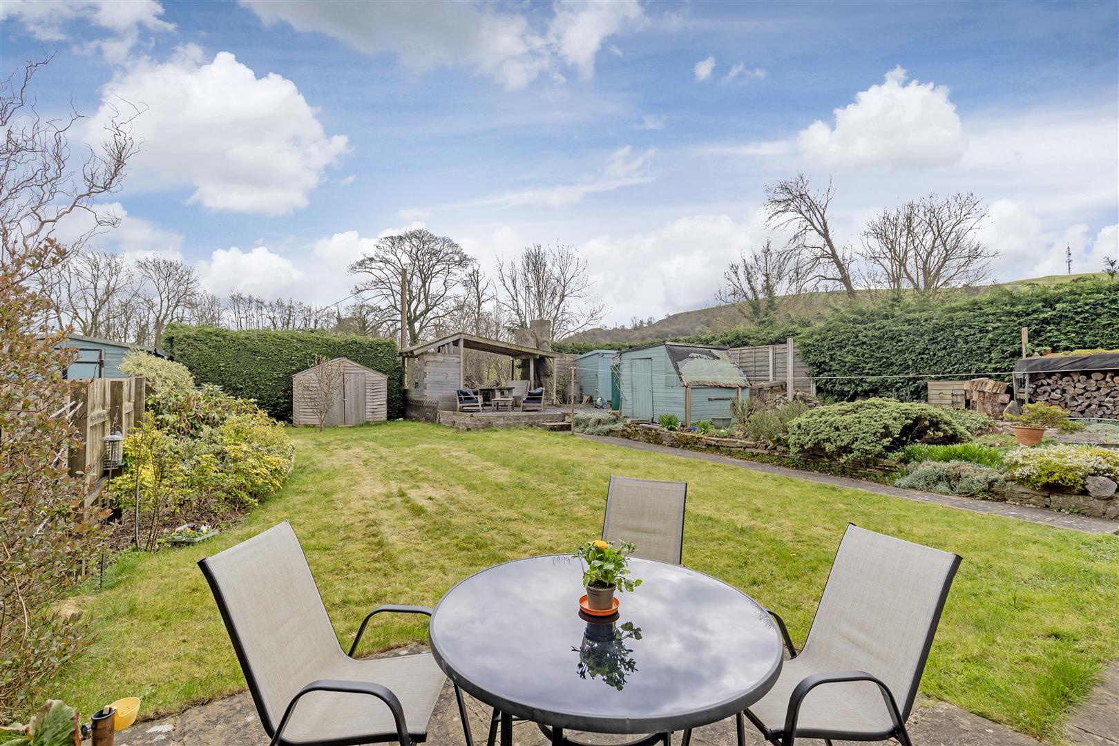 13, Meadow Close, Stoney Middleton, Hope Valley, S32 4TQ