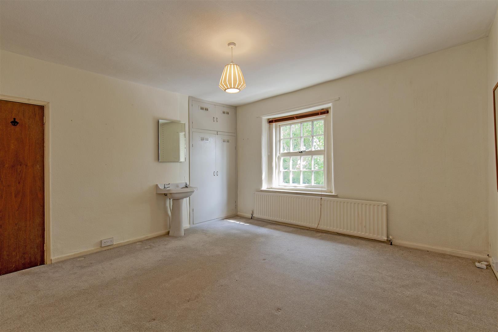 3 Millstone Cottages, The Dale, Hathersage, Hope Valley, S32 1AQ