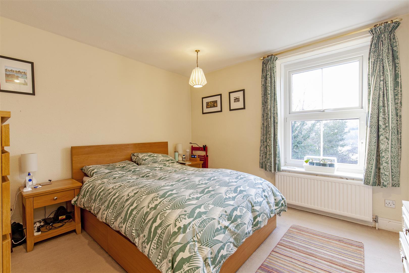 6, Mayfield Terrace, Hathersage, Hope Valley, S32 1BE