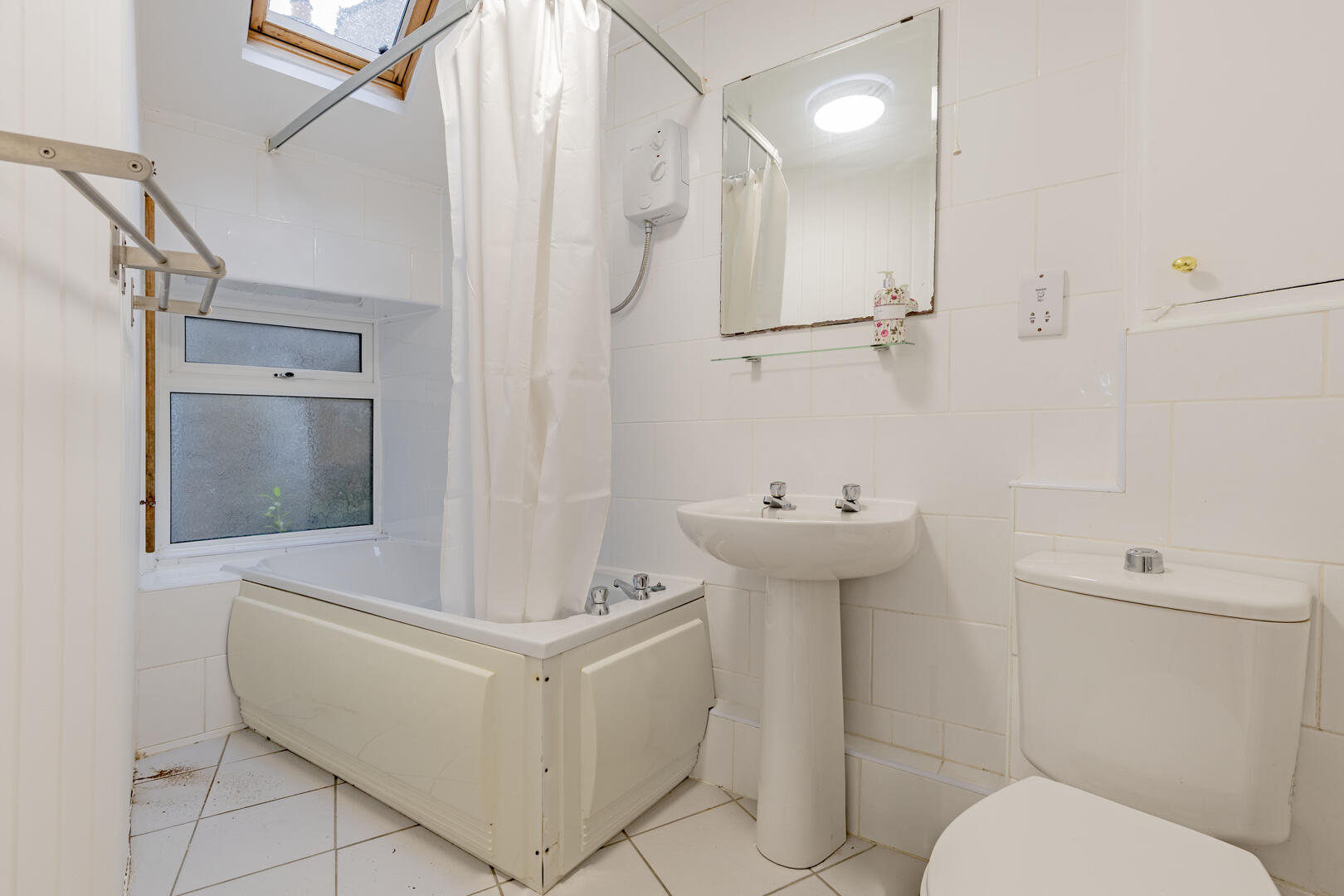 Atlanta House, Micklow Lane, Bradwell, Hope Valley, S33 9JH