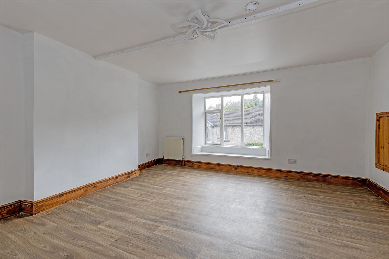 High Peak House, Towngate, Bradwell, Hope Valley, S33 9JX