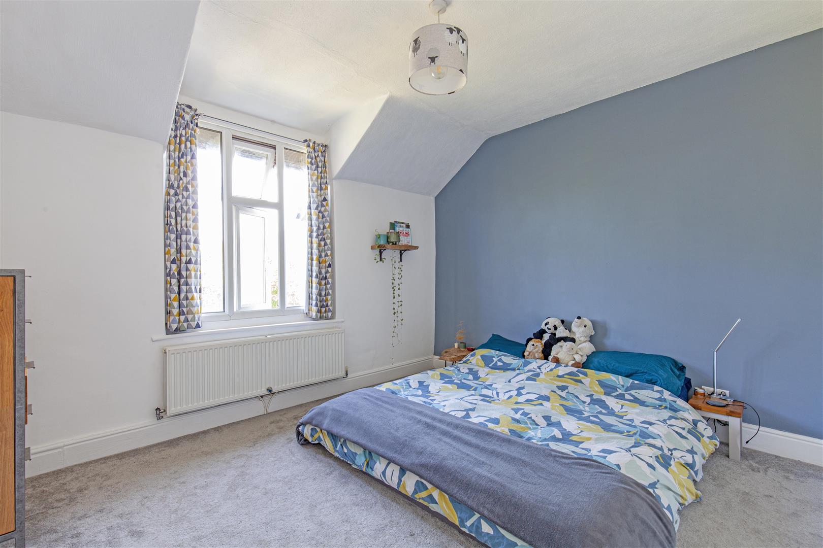 57, Castleton Road, Hope, Hope Valley, S33 6SB