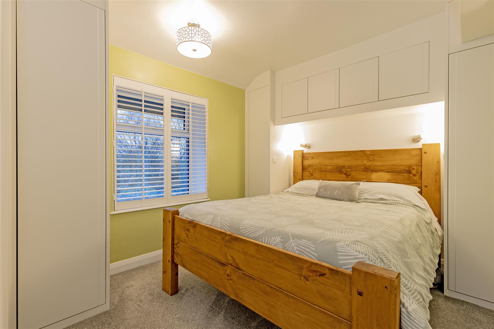 4, Greenhead Park, Bamford, Hope Valley, S33 0AS