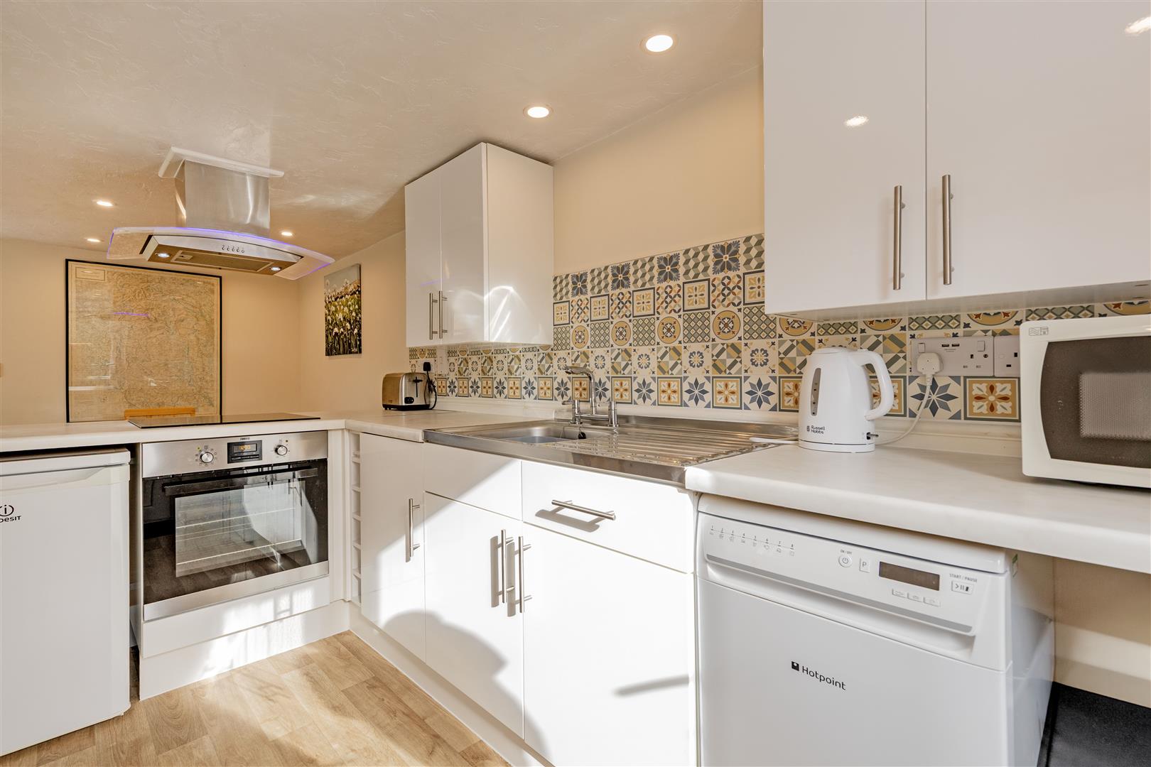 Old Orchard, The Green, Froggatt, Hope Valley, S32 3ZA