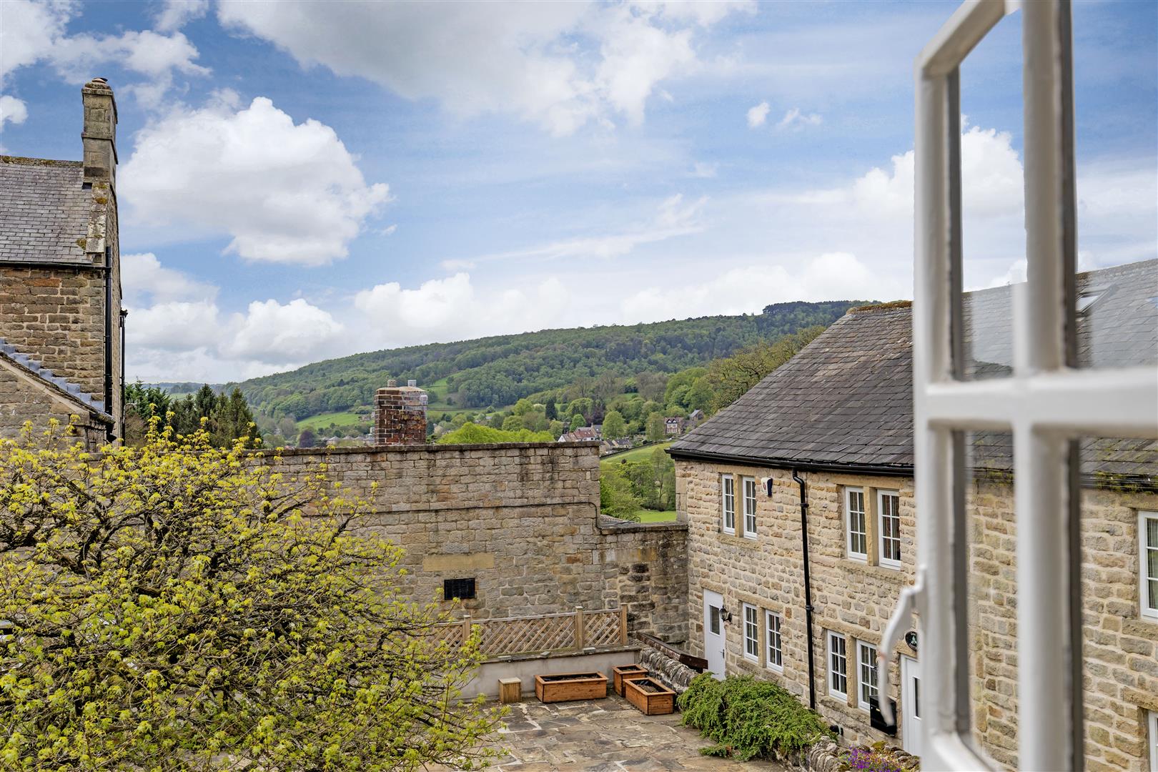 Knowle Cottage, Padley Mews, Main Road, Grindleford, Hope Valley, S32 2HE