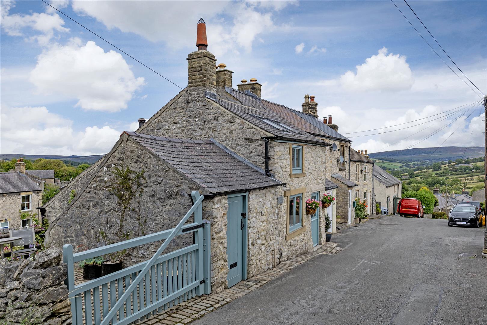 Oldfield Cottage, 56 Hill Head, Bradwell, Hope Valley, S33 9HY
